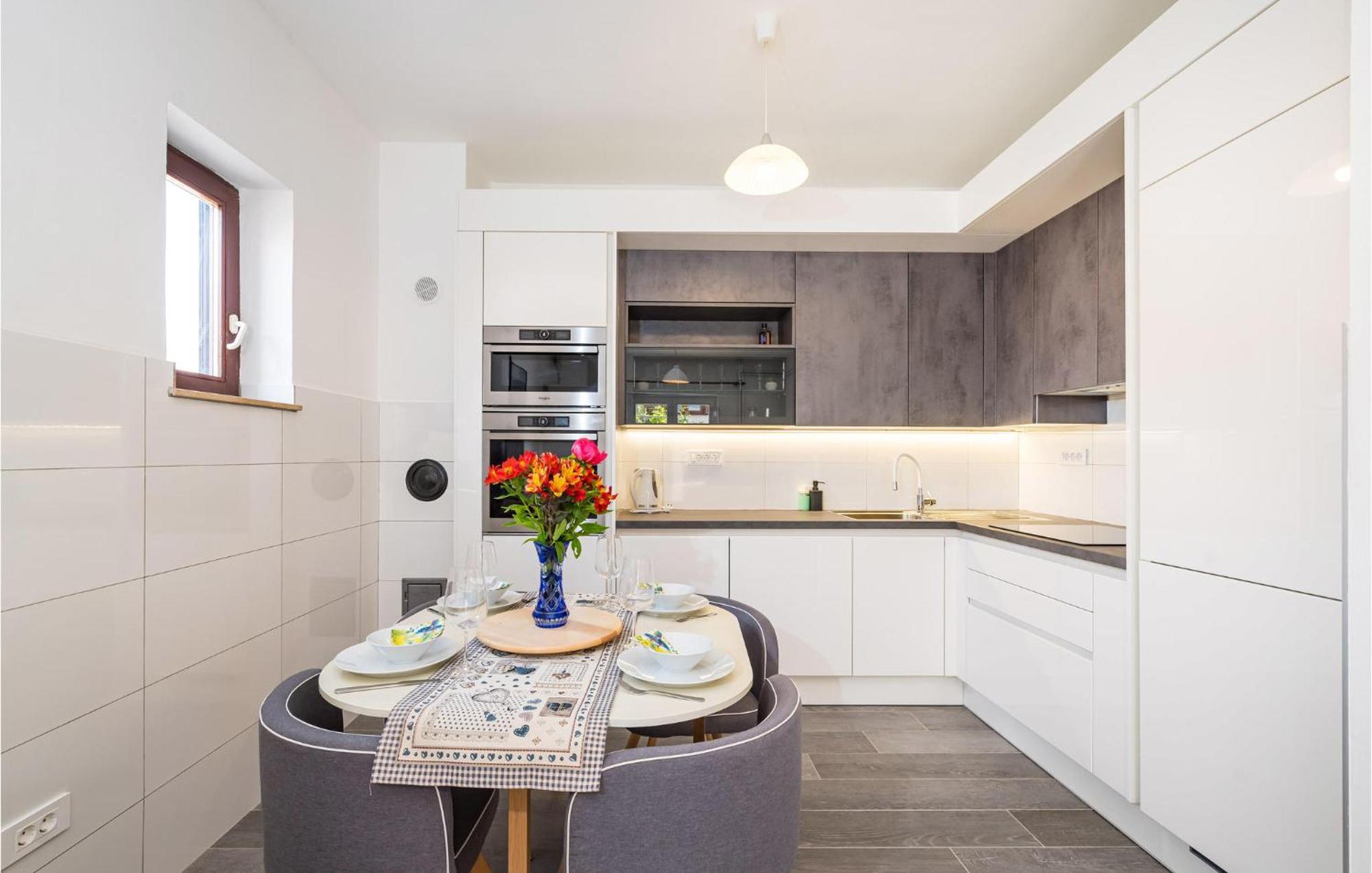 Pet Friendly Home In Murvica With Kitchen Экстерьер фото