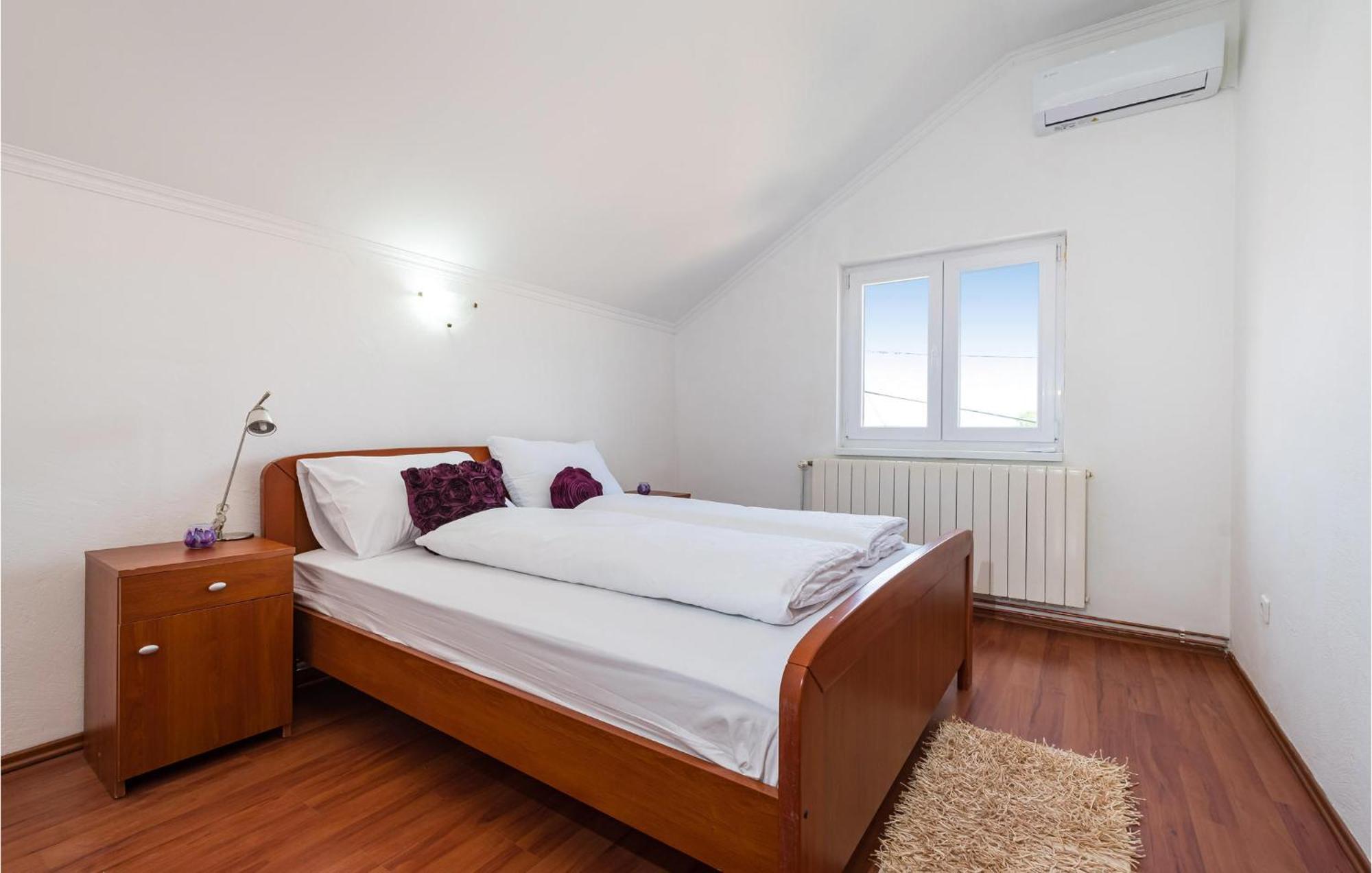 Pet Friendly Home In Murvica With Kitchen Экстерьер фото